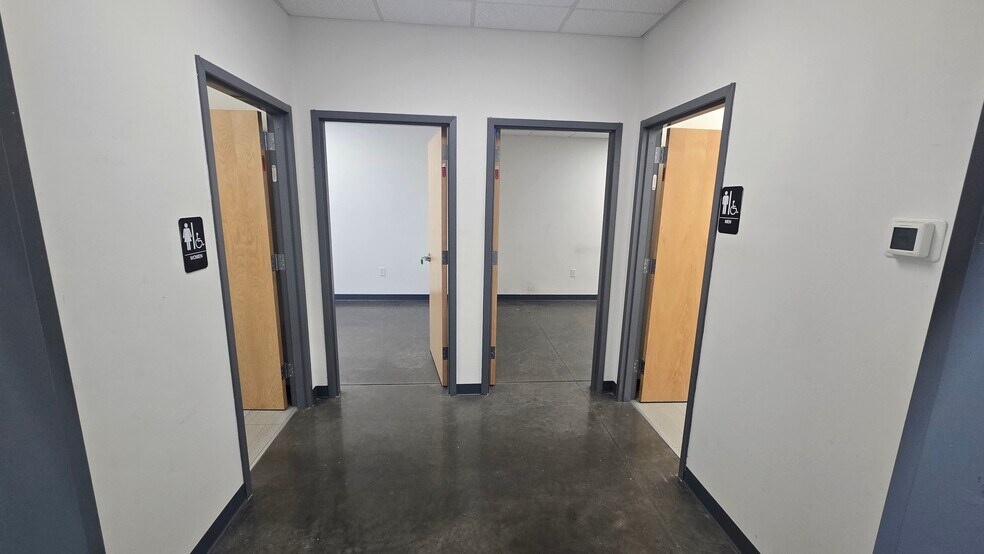 More Photos Of 197 Thunder Rd, Mooresville Light Distribution For Lease