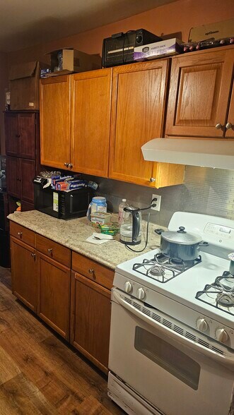 More Photos Of 79 Wessington Ave, Garfield Apartments For Sale