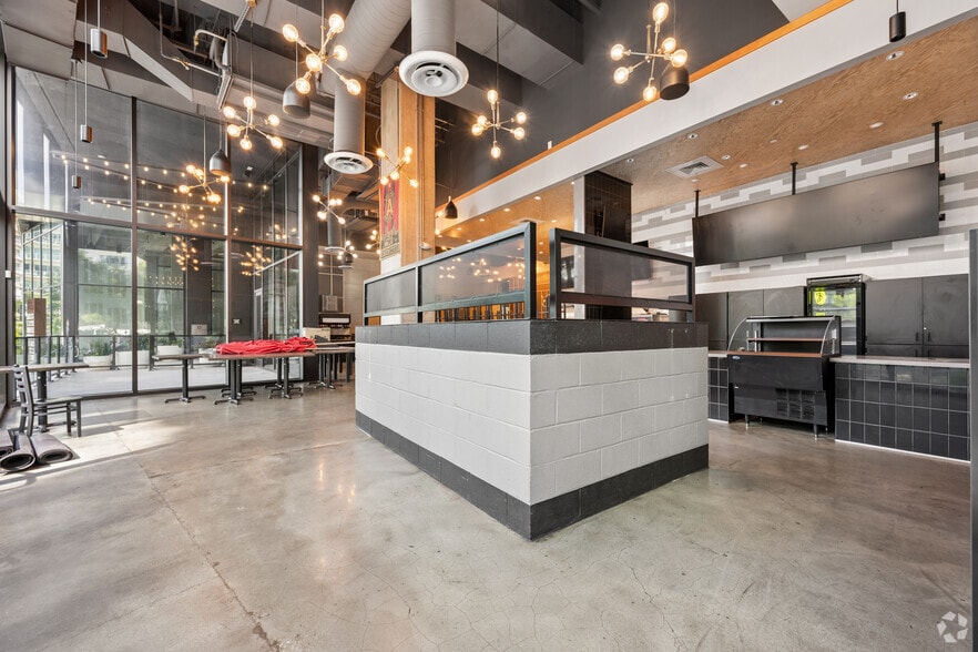 More Photos Of 1055 howell mill Rd, Atlanta Office For Lease