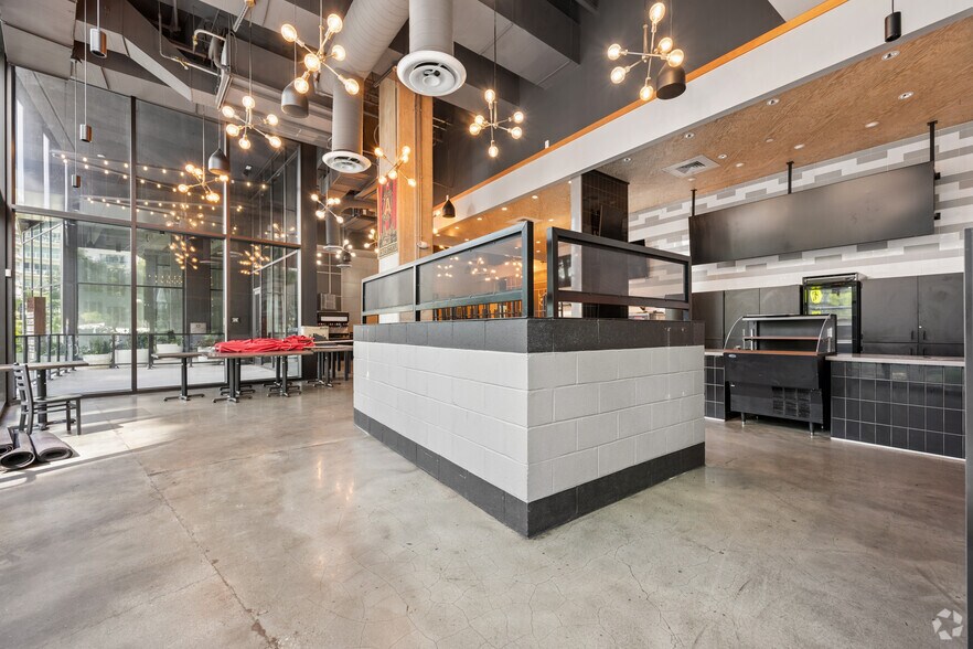 More Photos Of 1055 howell mill Rd, Atlanta Office For Lease