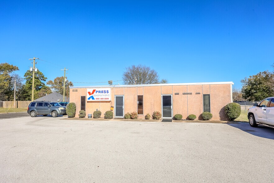 More Photos Of 3110 Gilmer Rd, Longview Office For Sale