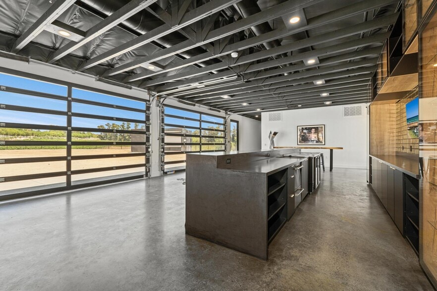 More Photos Of 36051 E Benton Rd, Temecula Winery Vineyard For Sale