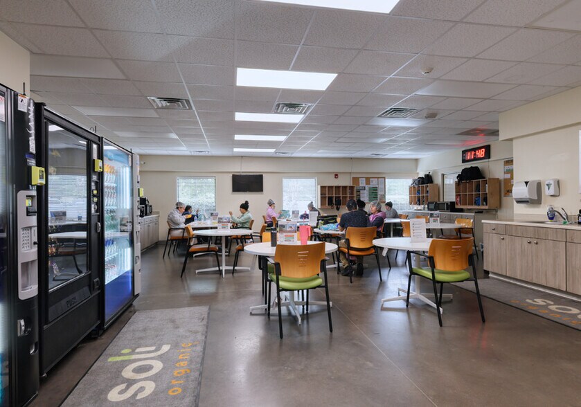 More Photos Of 1814 Washington St, Jefferson Refrigeration Cold Storage For Lease