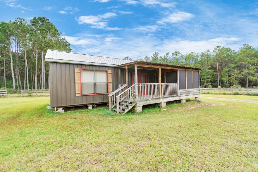More Photos Of 26250 Riley Rd, Waller Lodge Meeting Hall For Sale