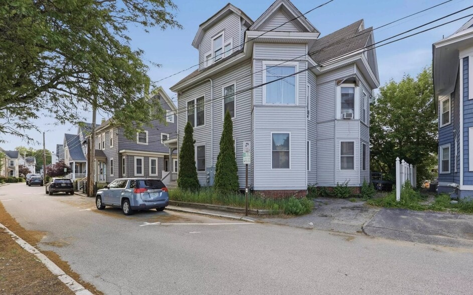 Primary Photo Of 6 Blake St, Concord Apartments For Sale