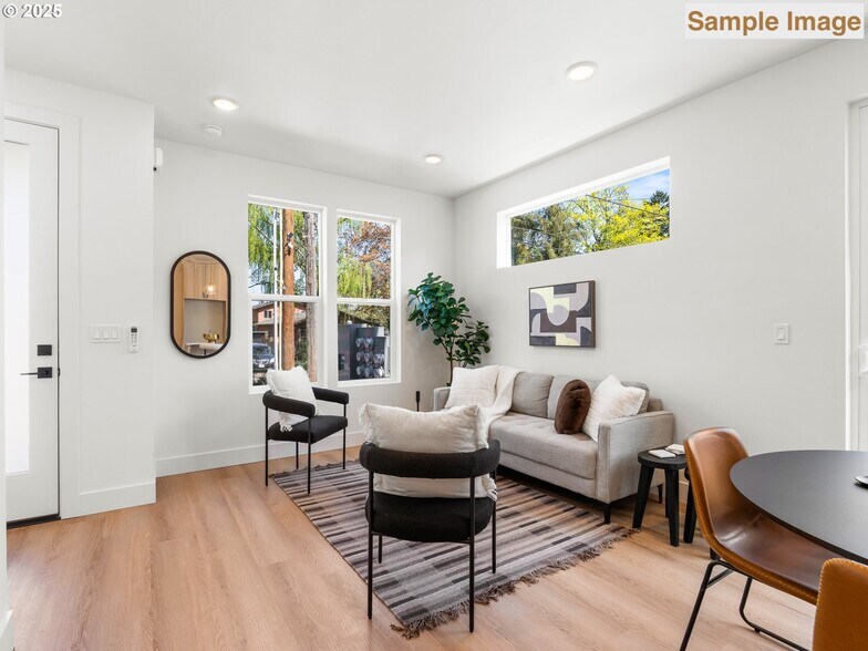 More Photos Of 6014 Mason St, Portland Multifamily For Sale