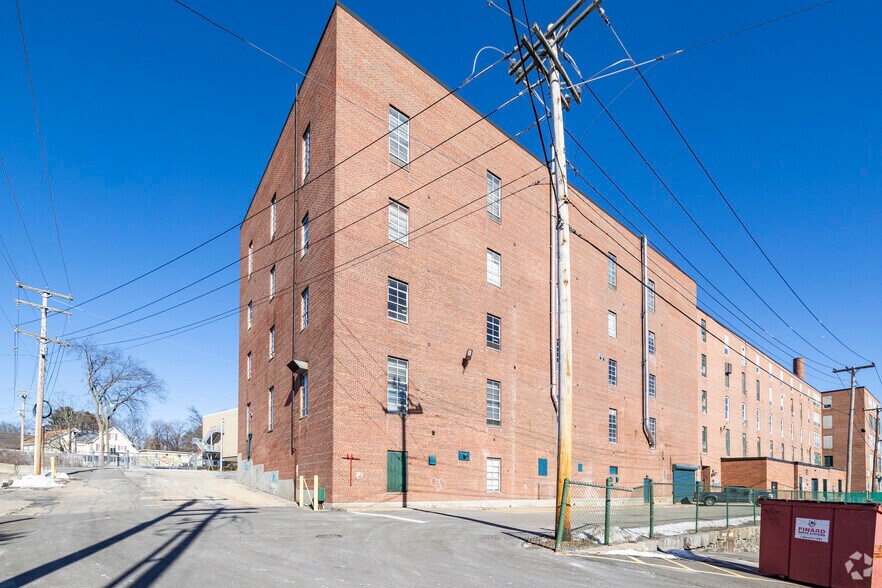 More Photos Of 25-29 Front St, Nashua Industrial For Sale