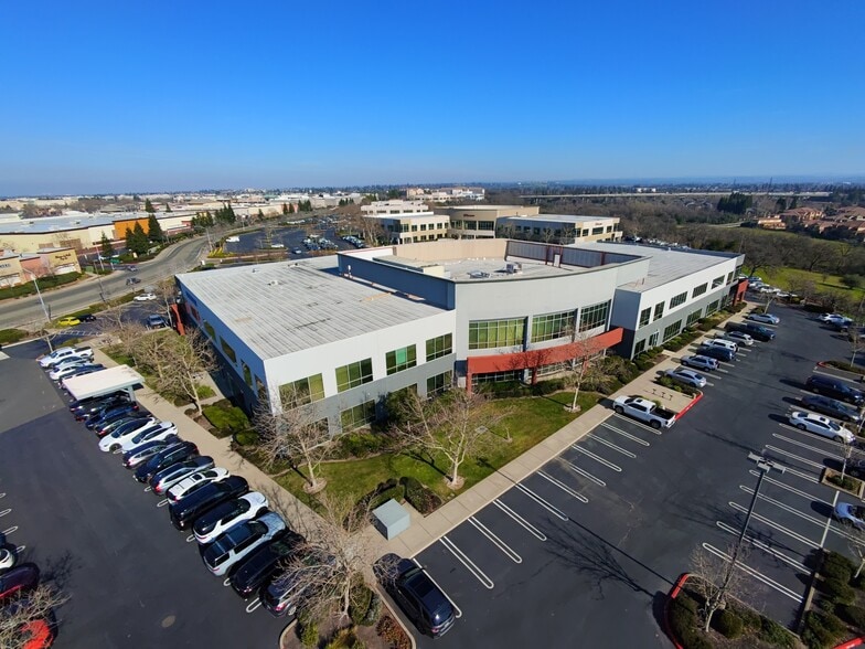 More Photos Of 1025 Creekside Ridge Dr, Roseville Office For Sale