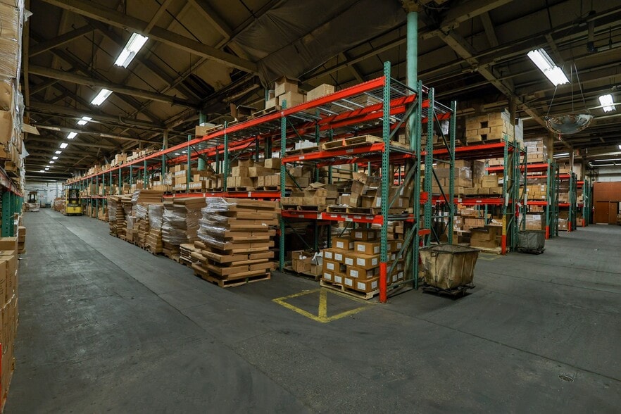 More Photos Of 100 E Diamond Ave, Hazleton Warehouse For Lease