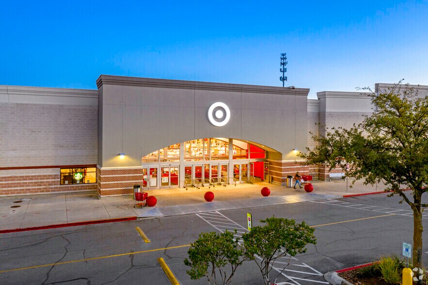 More Photos Of 11309-11323 Bandera Rd, San Antonio Unknown For Lease