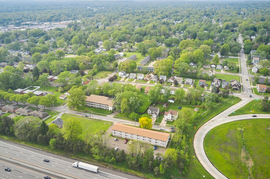 More Photos Of 888 Rosamond Ave, Akron Apartments For Sale