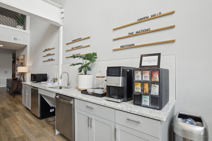 More Photos Of 4040 Travis Dr, Nashville Apartments For Sale