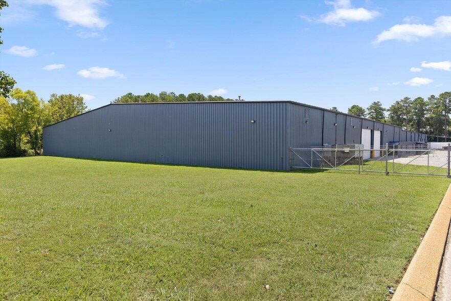 More Photos Of 3794 Tag Rd, Chattanooga Warehouse For Lease