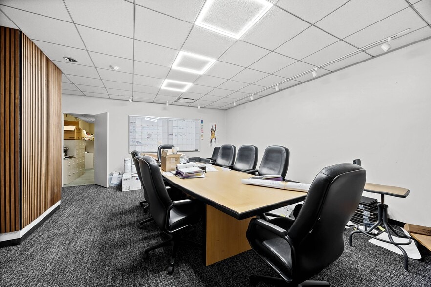 More Photos Of 4059 Verdugo Rd, Los Angeles Loft Creative Space For Sale