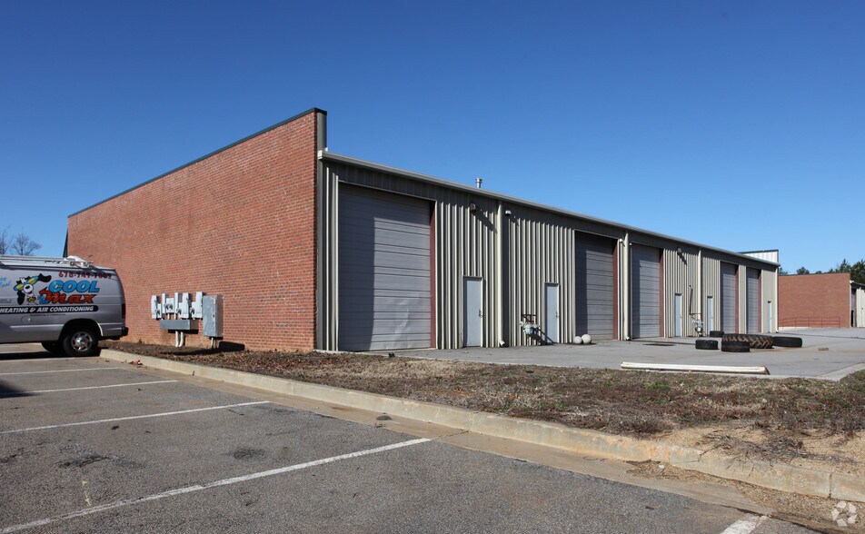 More Photos Of 5153 Belle Wood Ct, Buford Light Distribution For Lease