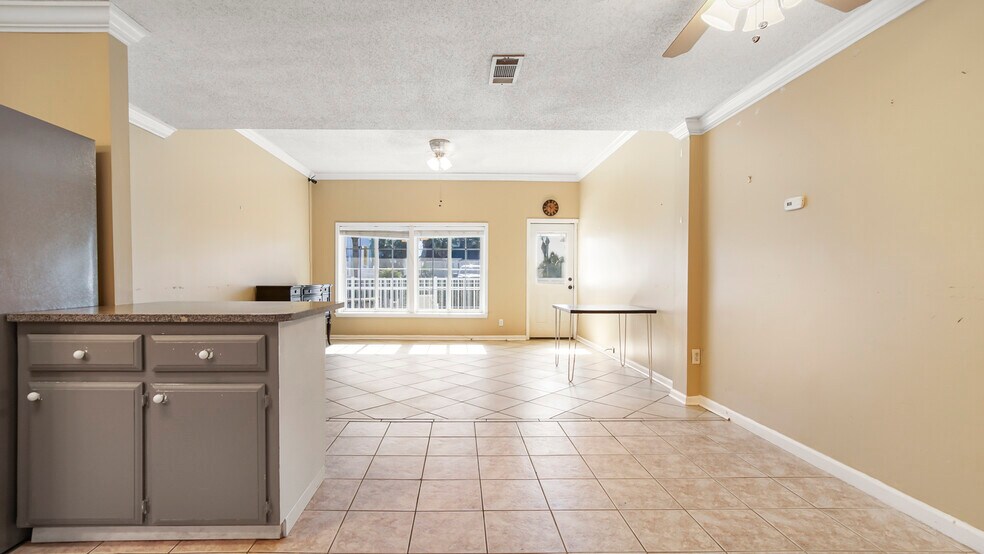 More Photos Of 1656 Scenic Gulf Dr, Destin Apartments For Sale