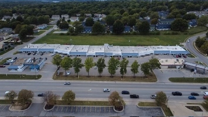 More Photos Of 1501-1715 SW 7 Hwy, Blue Springs Unknown For Lease