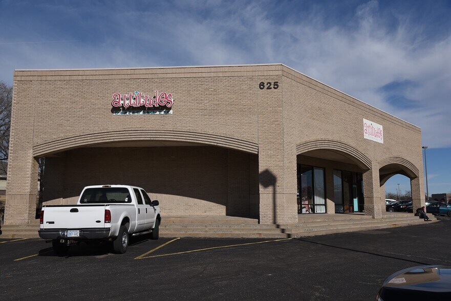 More Photos Of , Wichita General Retail For Sale