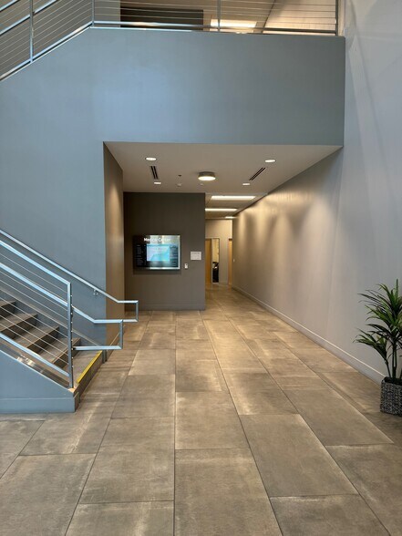 More Photos Of 25425 Orchard Village Rd, Santa Clarita Medical For Sale