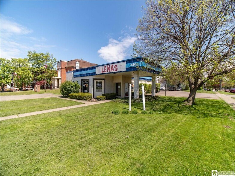 More Photos Of 436 Central Ave, Dunkirk Restaurant For Lease