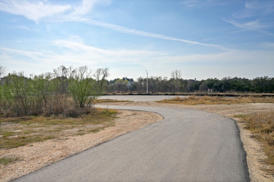 More Photos Of 00 U.S. 183, Leander Land For Sale