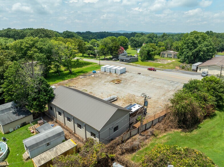 More Photos Of 1417 W Main St, Yadkinville Industrial For Sale