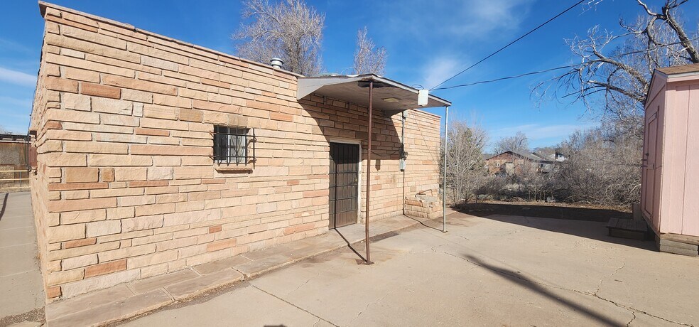 More Photos Of 435 Park Ave, Ash Fork Post Office For Sale
