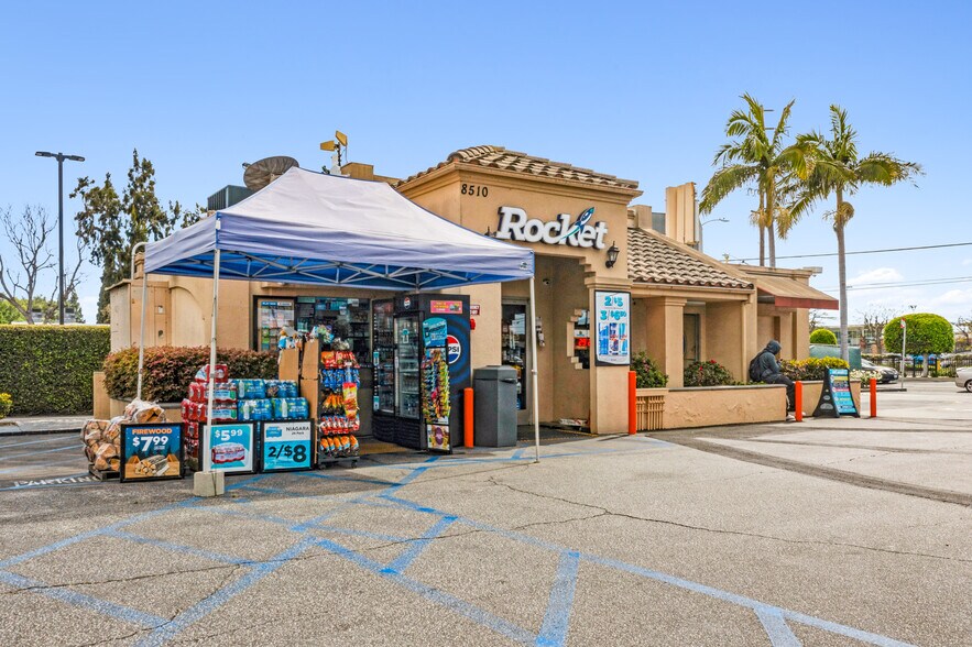 More Photos Of 8510 Rosecrans Ave, Paramount Service Station For Sale