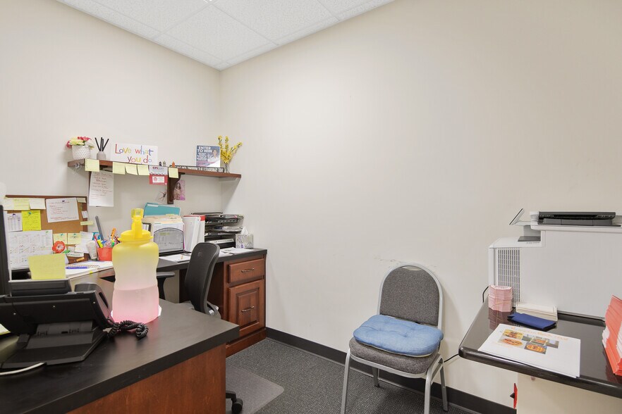 More Photos Of 127 Hay St, Fayetteville General Retail For Sale