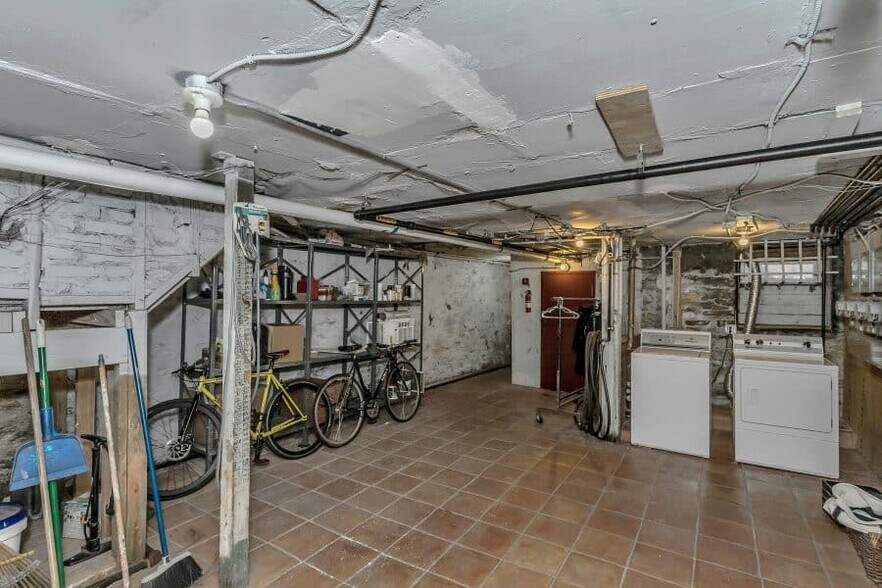 More Photos Of 240 Powers St, Brooklyn Apartments For Sale