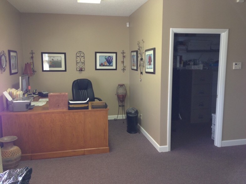 More Photos Of 2106 Plantside Dr, Louisville Office For Lease