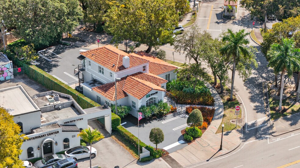 More Photos Of 5801 Biscayne Blvd, Miami Loft Creative Space For Lease