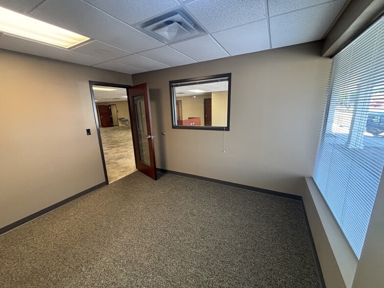 More Photos Of 763-765 W Poplar Ave, Collierville Freestanding For Sale