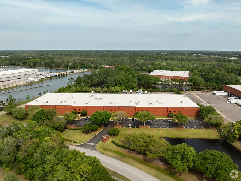 More Photos Of 8215 Westside Industrial, Jacksonville Unknown For Lease