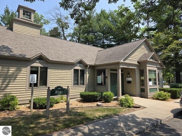 More Photos Of 920 S Garfield Ave, Traverse City Medical For Sale