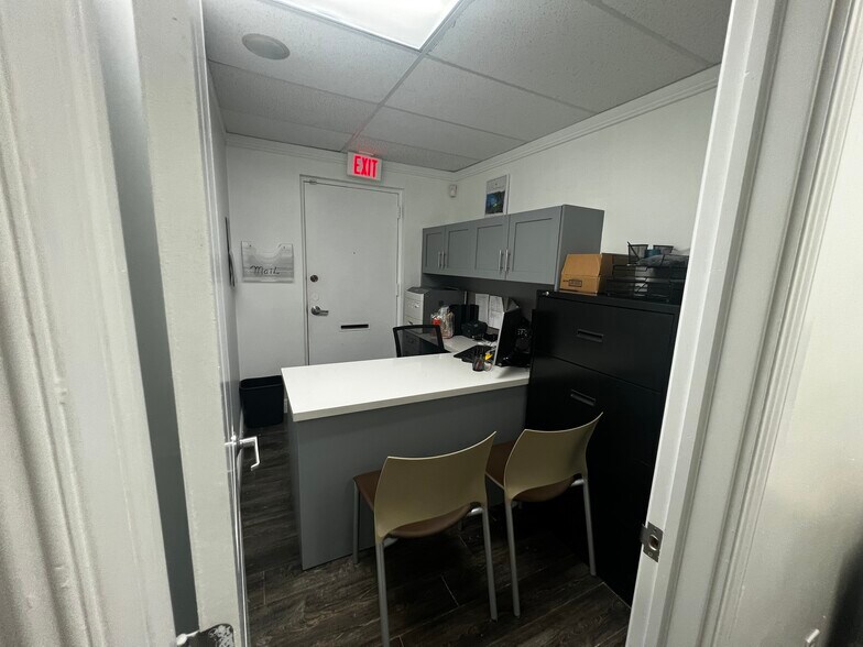 More Photos Of 13500 SW 88th St, Miami Medical For Sale