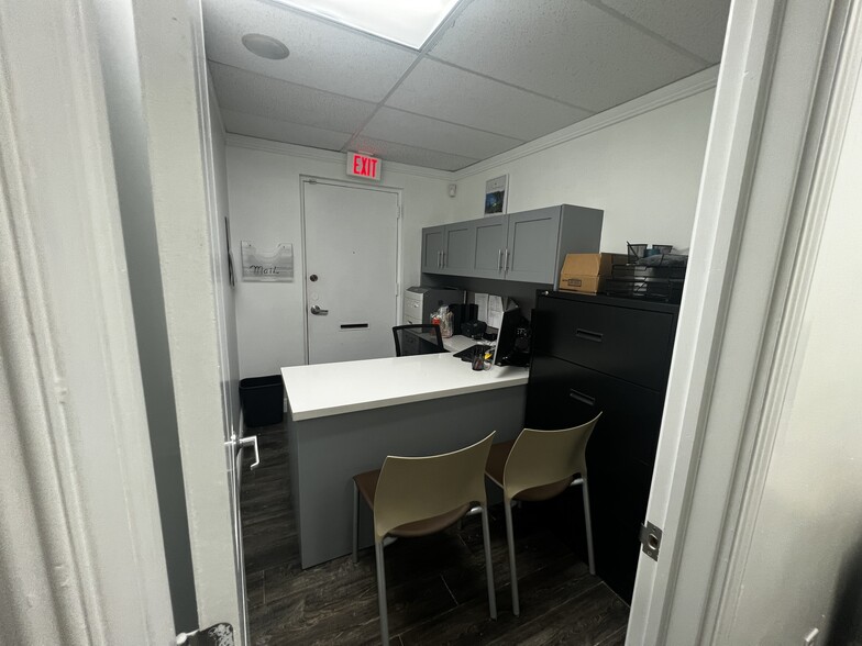 More Photos Of 13500 SW 88th St, Miami Medical For Sale