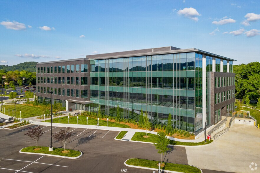 More Photos Of 5511 Virginia Way, Brentwood Office For Lease