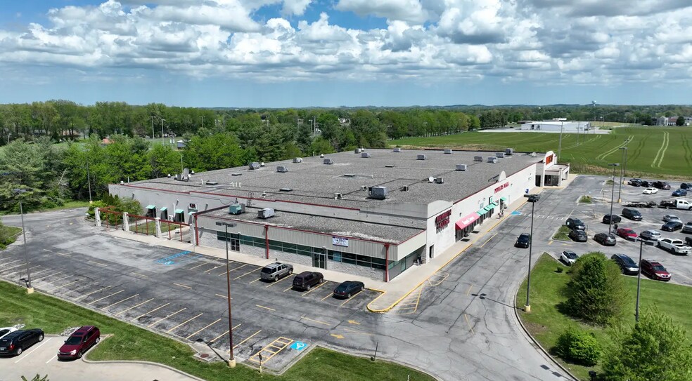 More Photos Of 400 Campbellsville Byp, Campbellsville Storefront For Lease