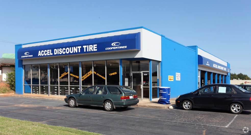 More Photos Of 3035-3086 Waughtown St, Winston-Salem Unknown For Lease