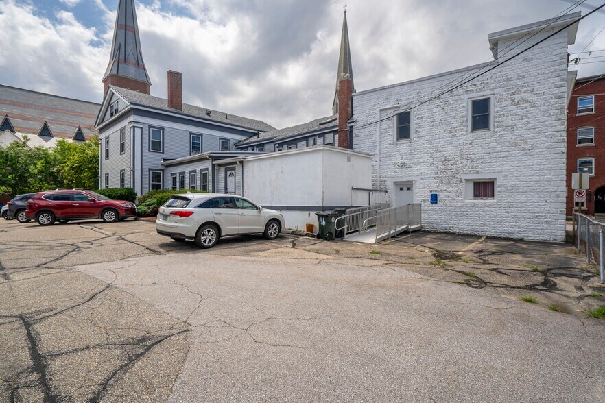 More Photos Of 116 Lowell St, Manchester Office For Sale