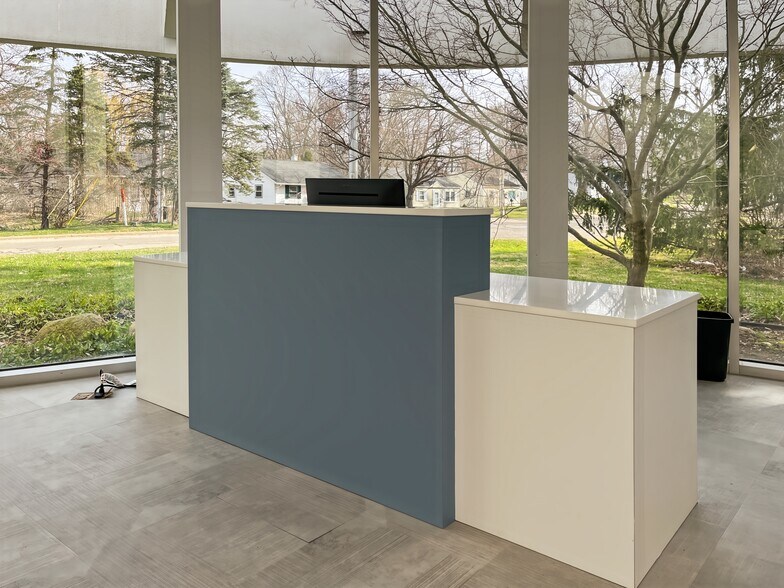 More Photos Of 600 Plastics Pl, Kalamazoo Coworking Space