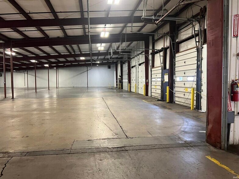 More Photos Of 1015 W 9th St, Mount Carmel Warehouse For Sale