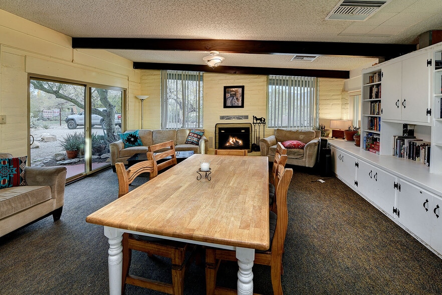 More Photos Of 2751 N Soldier Trl, Tucson Specialty For Sale