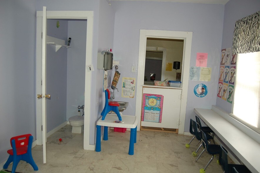 More Photos Of 4918 Broadway Ave, Haltom City Schools For Sale