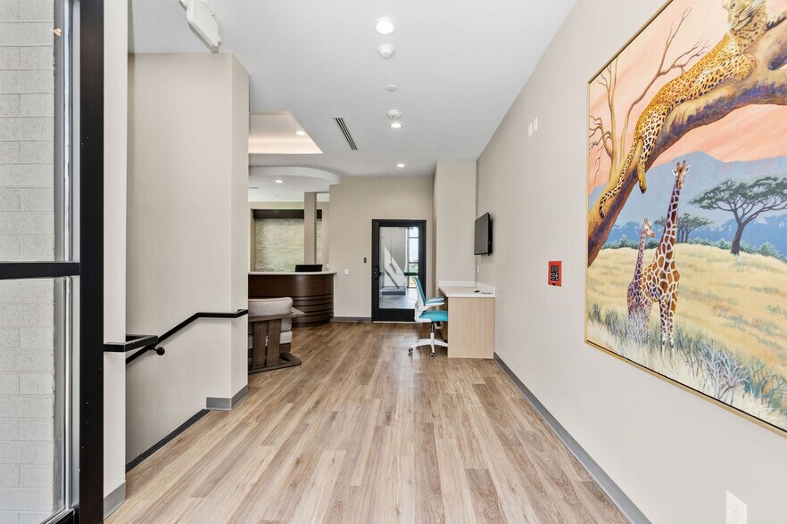 More Photos Of 2277 Fort Union Blvd, Salt Lake City Office For Sale