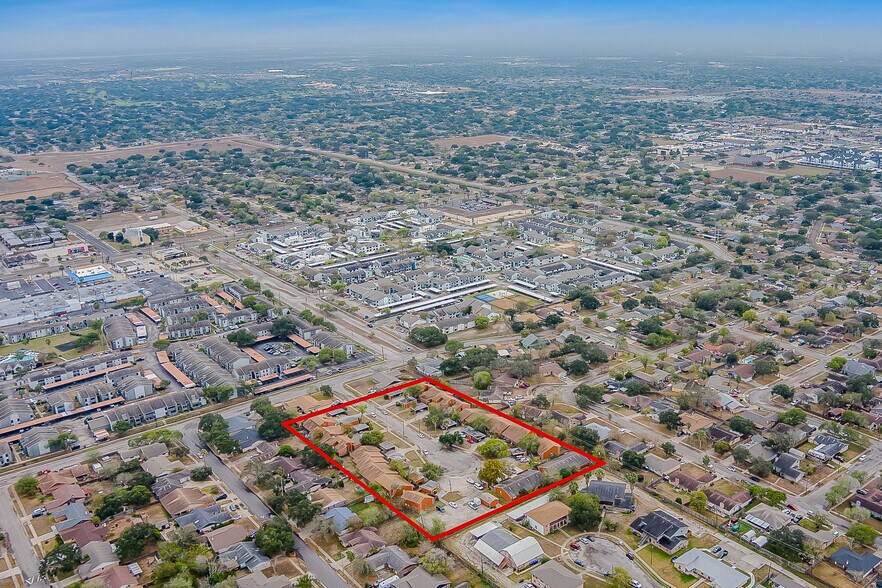 More Photos Of 3701-3740 Thornberry Ct, Corpus Christi Apartments For Sale