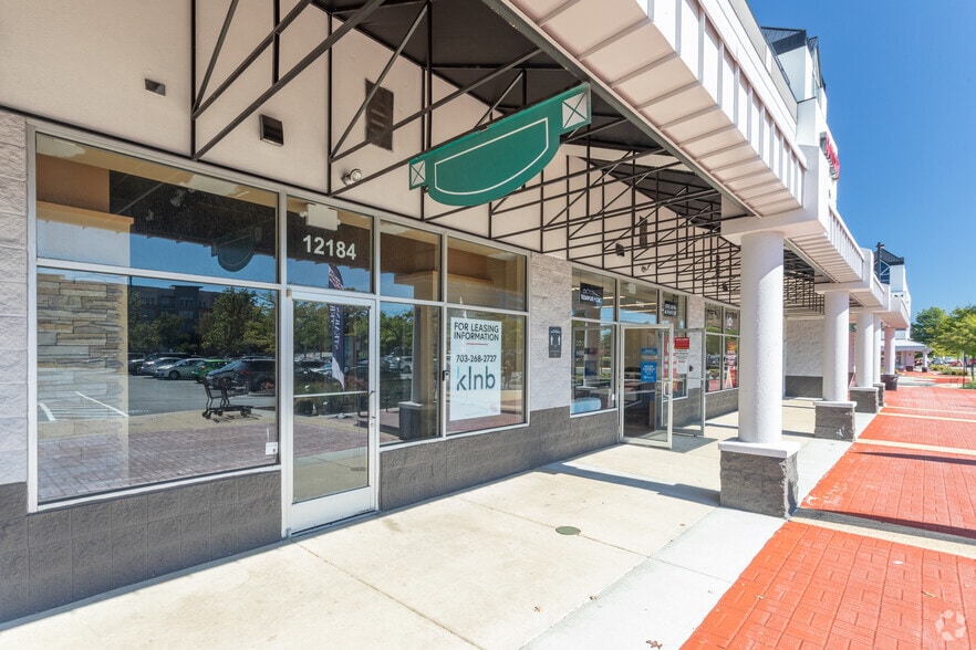 More Photos Of 12100-12220 W Fairfax Towne Center, Fairfax Unknown For Lease