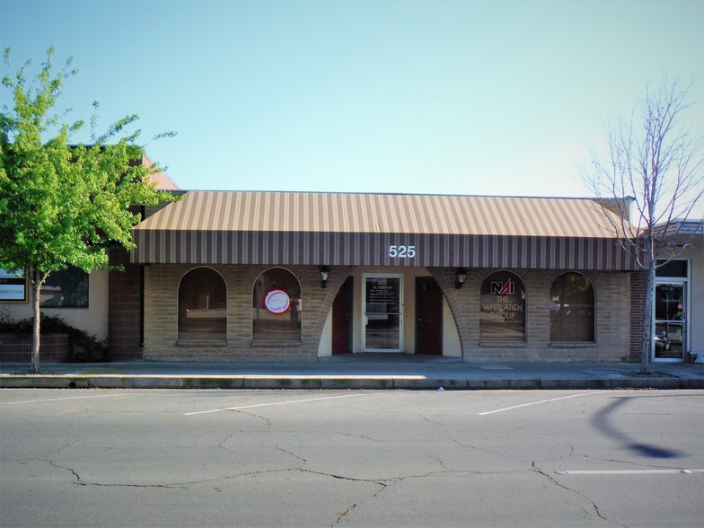 Primary Photo Of 525 W Center Ave, Visalia Office For Lease