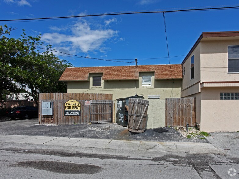 More Photos Of 259 SE 1st Ter, Deerfield Beach Warehouse For Lease